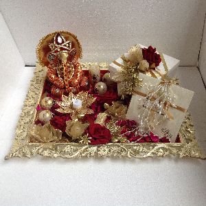 first card packing tray