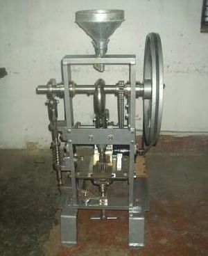 Camphor Tablet Making Machine