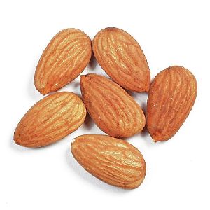 GOOD QUALITY ALMOND NUTS