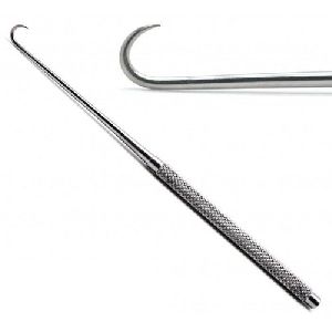 Single Hook Skin Retractor