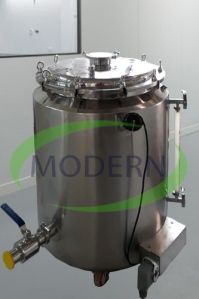 Gelatin Storage Tank