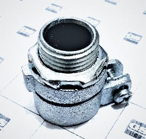 BX FLEXIBLE CONDUIT SQUEEZE CONNECTOR
