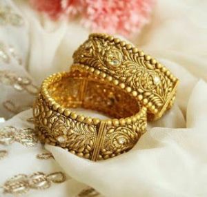 Gold Kada