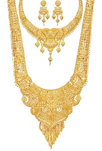 Gold Necklace Set