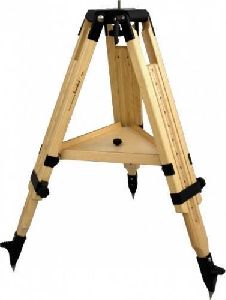 Wooden telescope tripod