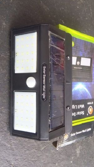 Solar LED Wall Mount Light