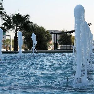 foaming fountain