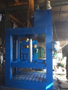 Hydraulic Fabric Baling Machine