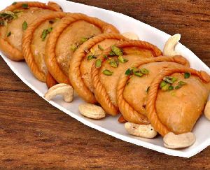 Mawa Gujiya