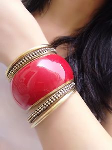 women brass bangles