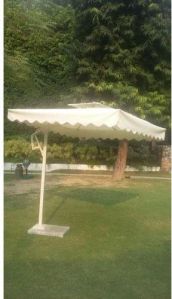 cantilever umbrella