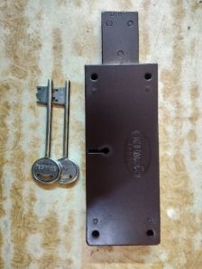 Side shutter key lock