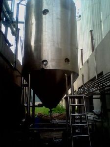 Yeast Tank