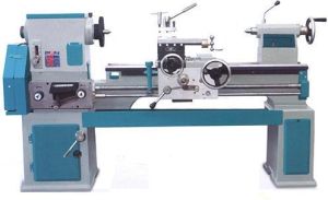 Heavy Duty Lathe Machine