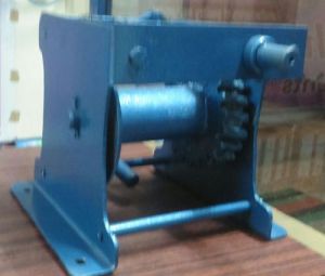 WORM GEAR HAND WINCH