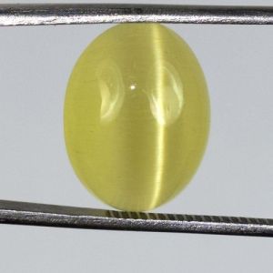 chrysoberyl cats eye gemstone