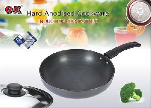 Fry Pan with Stainless Steel Lid
