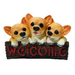Polyresin Welcome Dog Statue