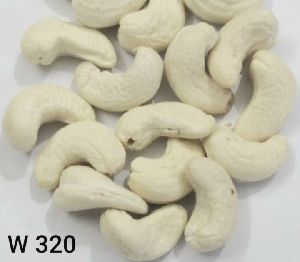 320 White Whole Cashew Nuts