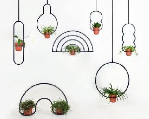 Black Hanging Flower Pot