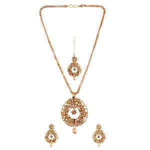 women floral pendant chain necklace maang tikka earrings set