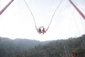Reverse Bungee Jumping Setup