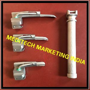 Fiber optic miller laryngoscope