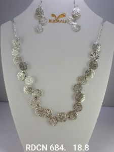 3 D Necklace Set