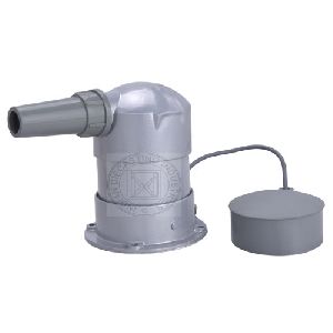 30 Amp 3 Pole Metal Clad Plug Socket