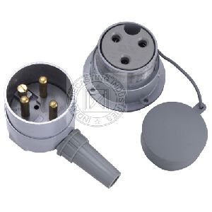 30 Amp 3 Pole Metal Clad Plug Socket