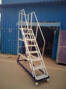 Aluminum Movable Ladder