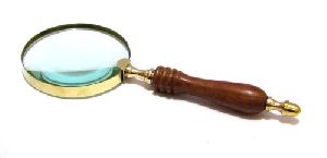 Wooden Handle Magnifying Glass