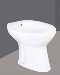 bidet water closet