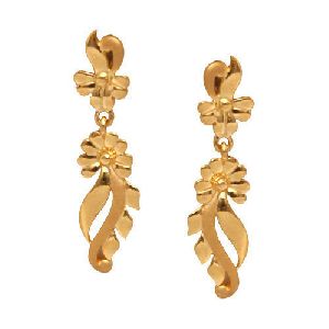 ladies gold earrings