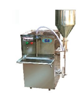 Semi Automatic Liquid FIlling Machine