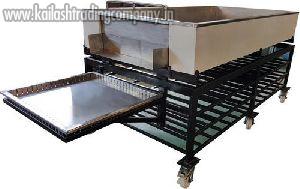 Jaggery Cooling Pan