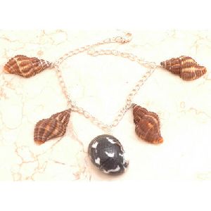 Sea Shell Cocktail Bracelet