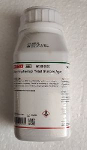 Chloramphenicol Yeast Glucose Agar