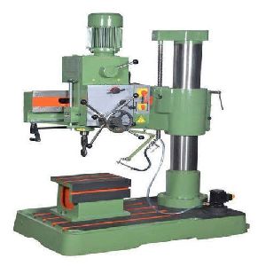 Auto Feed Radial Drilling Machine
