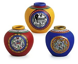 indus-valley art painted clay pots set