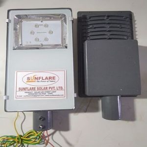 Hybrid Solar Street Light