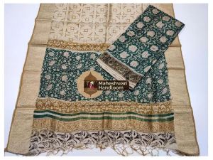 Maheshwari Rama green-Tussar Bagru Print suit