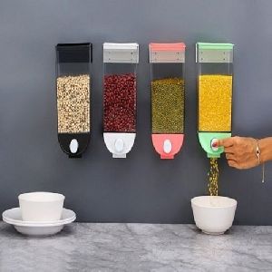push button transparent kitchen storage container set