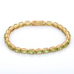 Peridot Adjustable 18K Yellow Gold Bracelet