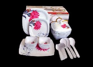 40 Pcs Melamine Dinner Set