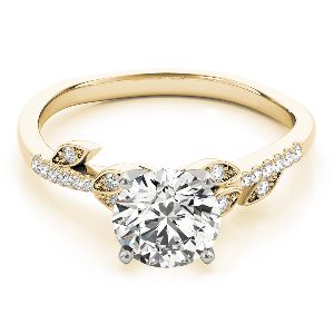 2 Carat Round Cut Moissanite Ring