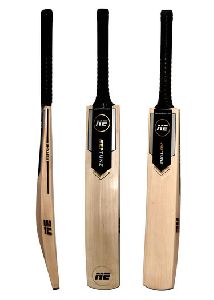 Apogee Kashmiri Willow Cricket Bat