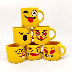 EMOJIS MUG YELLOW WITH 6 DIFFERNET FACES