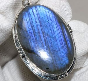 S101 Laboradite Pendant