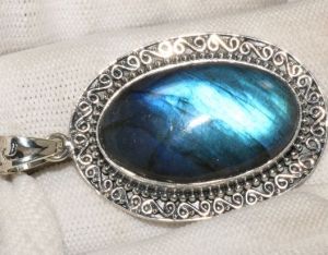 S115 Laboradite Pendant